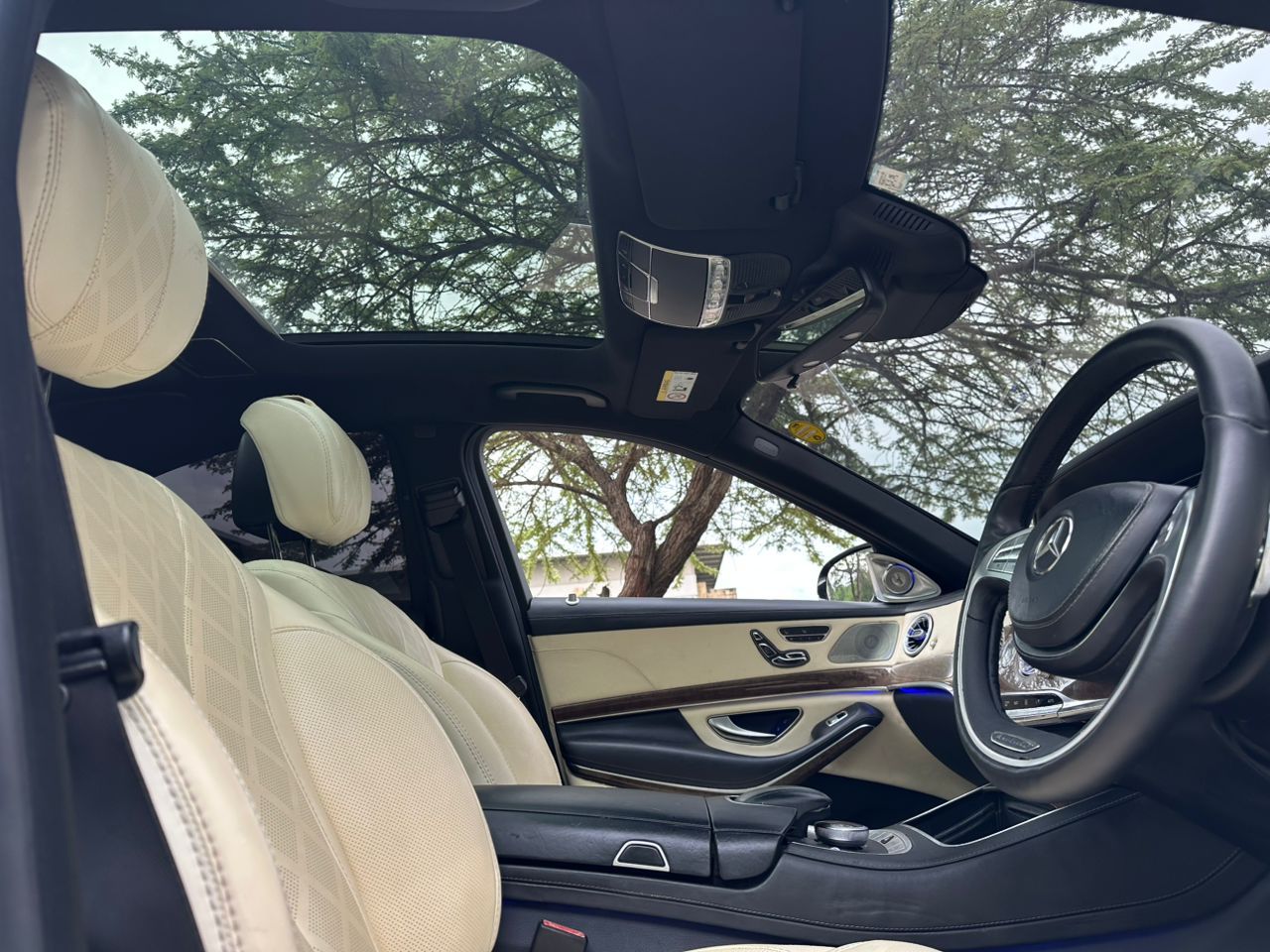 Mercedes Benz thumbnail 10